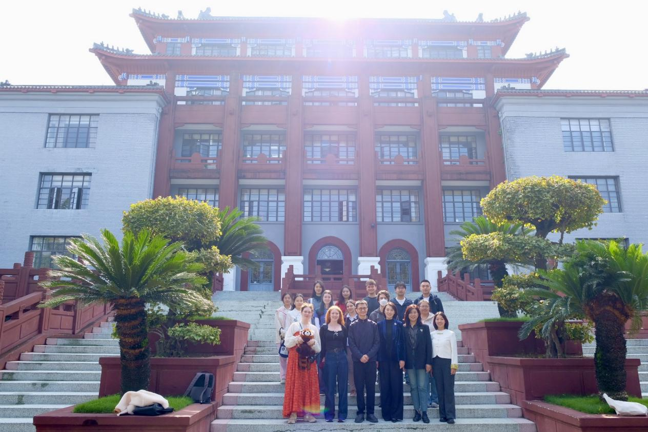 四川大学留学生管理办公室